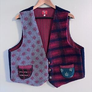 Vintage BOO Made in Minnesota Buffalo Plaid Fleece Vest Patchwork Cabincore Cozy